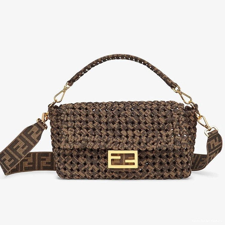 HOT Baguette In Medium Interlace Bag Coffee Fendi Fabric 0729
